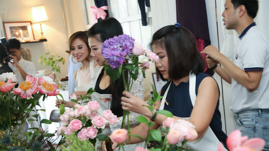 BMW Thailand presents the unrivaled lifestyle experiences BMW Thailand presents the unrivaled lifestyle experiences